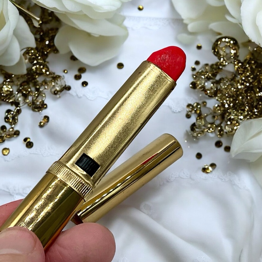🌺Vintage Gold Tussy Lipstick Case